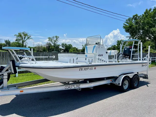 2015 Tran Cat 220 SVT