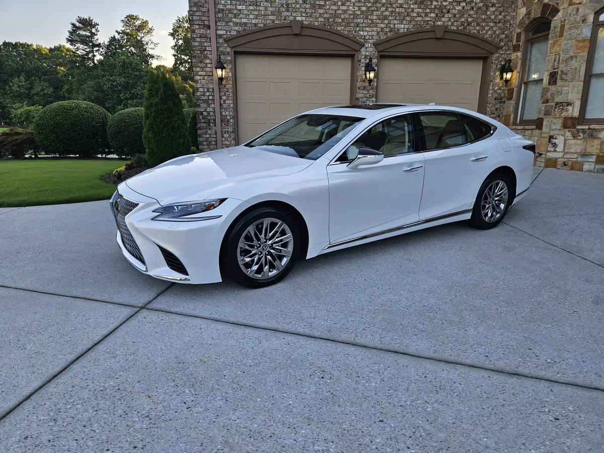2018 Lexus LS 500 AWD, photo 1