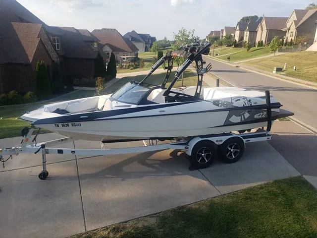 2009 Axis A22