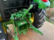 2021 John Deere 5075E Tractor, photo 9