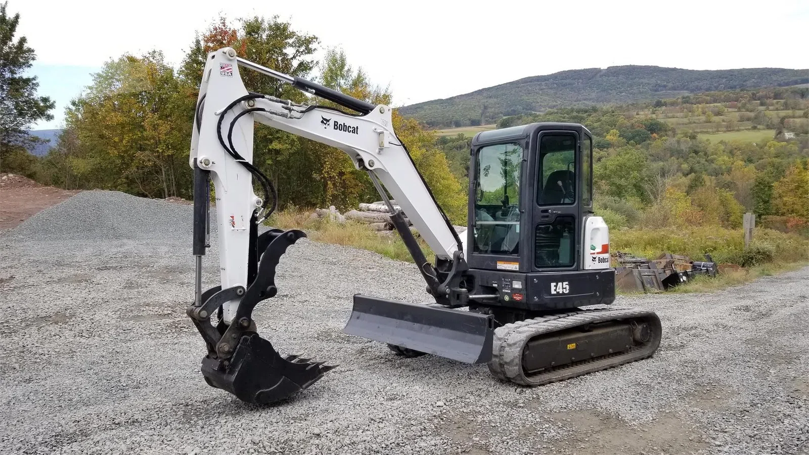 2016 Bobcat E45 Compact Excavator, photo 1