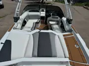 2016 Tige R20 Surf Boat, photo 7