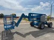 2012 Genie Z-45/25J IC Articulating Boom Lift, photo 9