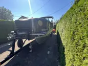2016 Legacy Black 24' Tritoon, photo 2