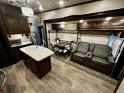 2019 Palomino Columbus 374BH, photo 6