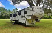 2020 Keystone Montana 3855BR, photo 3
