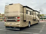 2006 Fleetwood American Tradition Motorhome, photo 4