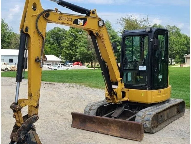 2011 Caterpillar 305.5D CR Mini Excavator, photo 1