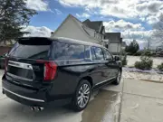 2021 GMC Yukon XL Denali, photo 3