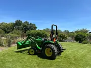 2018 John Deere 3038E Compact Utility Tractor, photo 2
