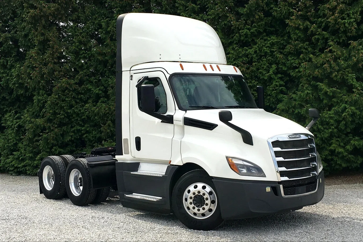 2020 Freightliner Cascadia 126 Day Cab, photo 1