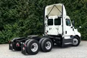 2020 Freightliner Cascadia 126 Day Cab, photo 6
